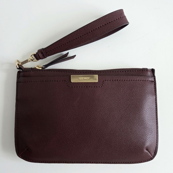 Nine West New Brown/Red Clutch Wristlet With Shiny Gold Hardware - Picture 12 of 16